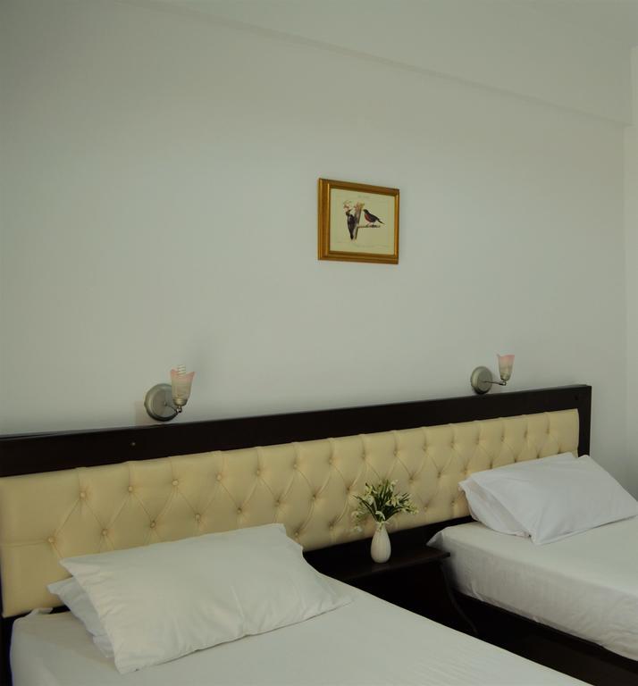 Jb Hotel Saranda Kültér fotó