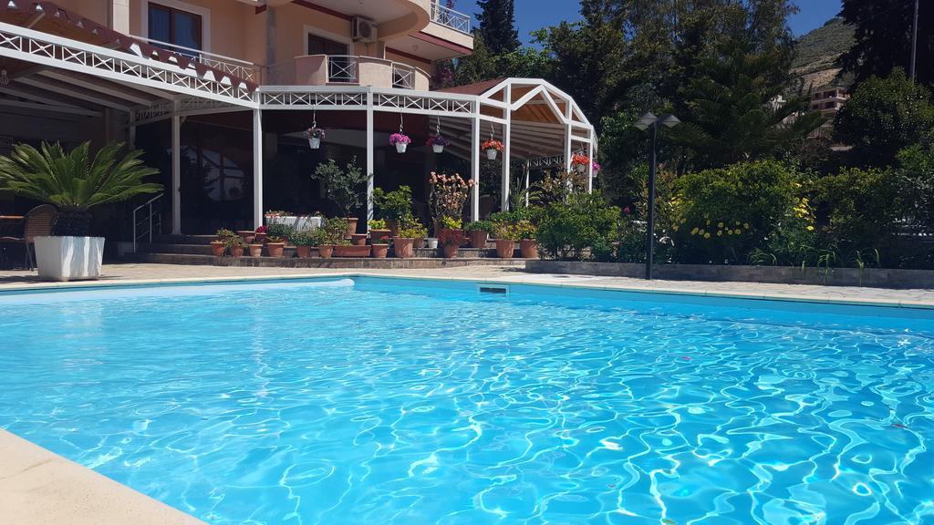 Jb Hotel Saranda Kültér fotó