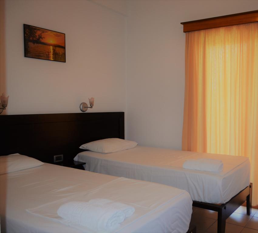 Jb Hotel Saranda Kültér fotó