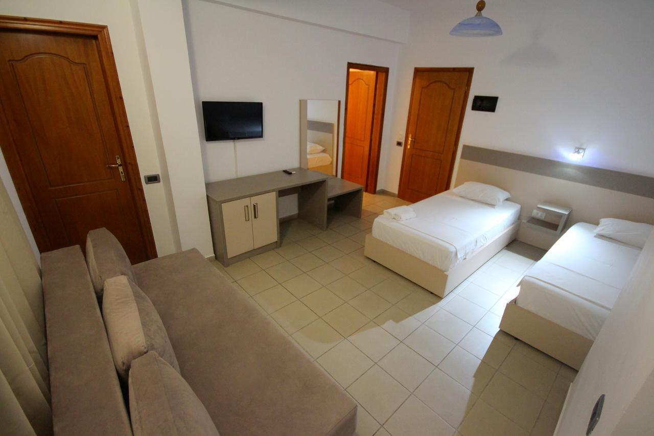Jb Hotel Saranda Kültér fotó