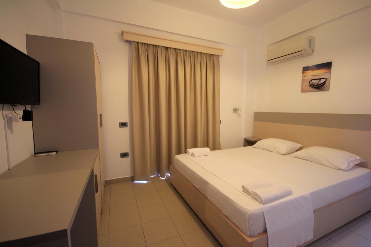 Jb Hotel Saranda Kültér fotó