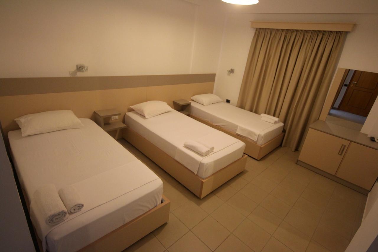 Jb Hotel Saranda Kültér fotó