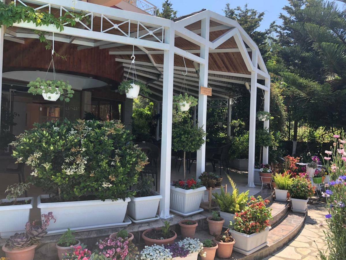 Jb Hotel Saranda Kültér fotó